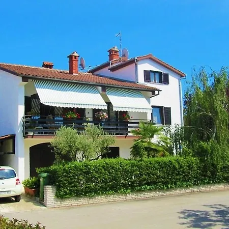 Apartment Ferienwohnung Fuer 3 Personen Ca 40 Qm In Cervar-porat, Istrien Istrische Riviera